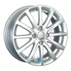 Цена на Replica Kia (KI123) R15 W6 PCD4x100 ET48 DIA54.1 silver