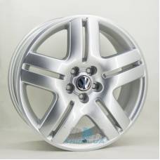 Цена на Replica Volkswagen (ZY768) R17 W7 PCD5x100 ET38 DIA57.1 silver